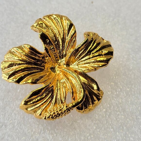 Gold Plated Hibiscus Brooch Medium Size Pin - Picture 2 of 5